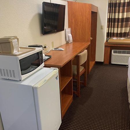 Microtel Inn & Suites By Wyndham Rice Lake Εξωτερικό φωτογραφία