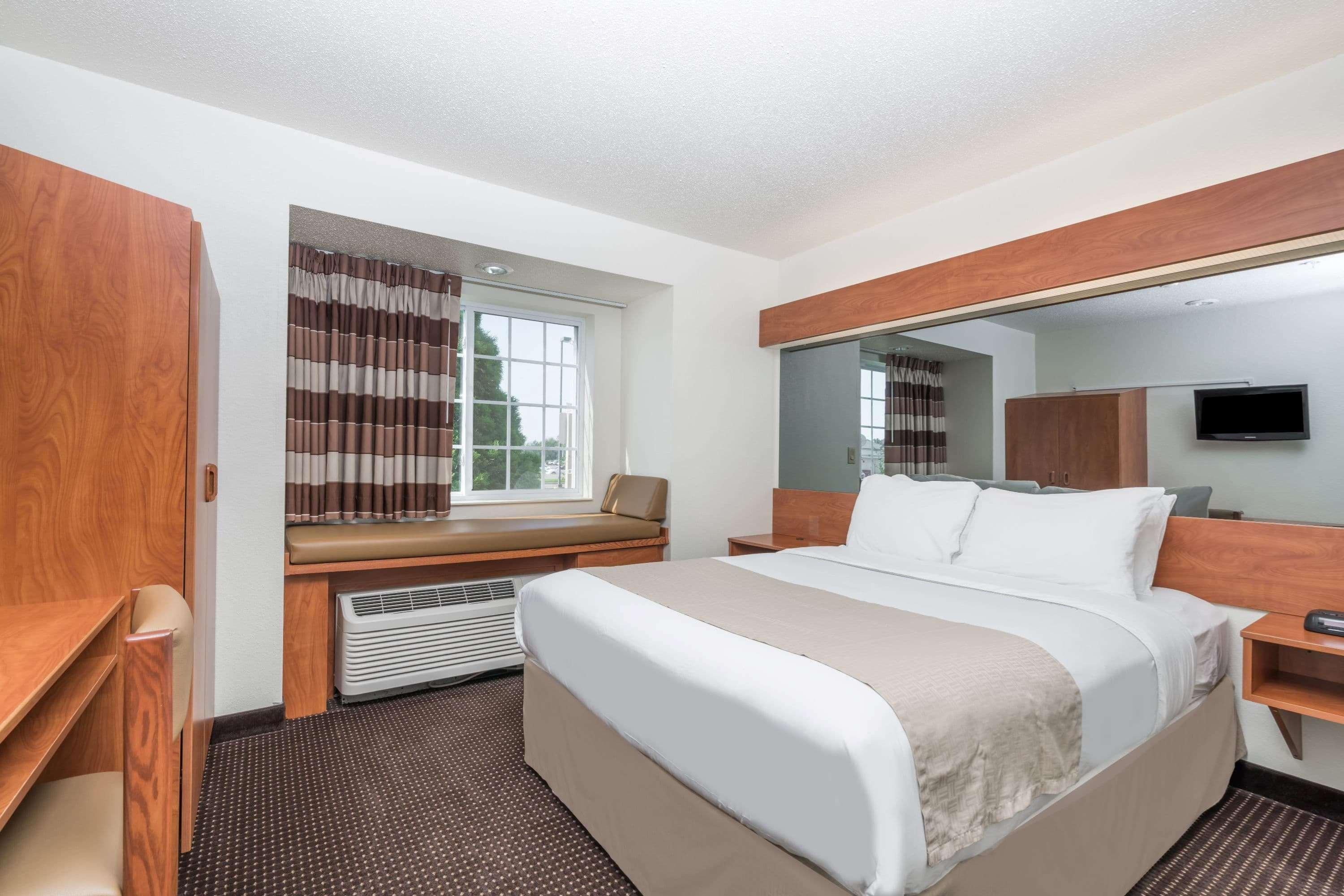 Microtel Inn & Suites By Wyndham Rice Lake Εξωτερικό φωτογραφία